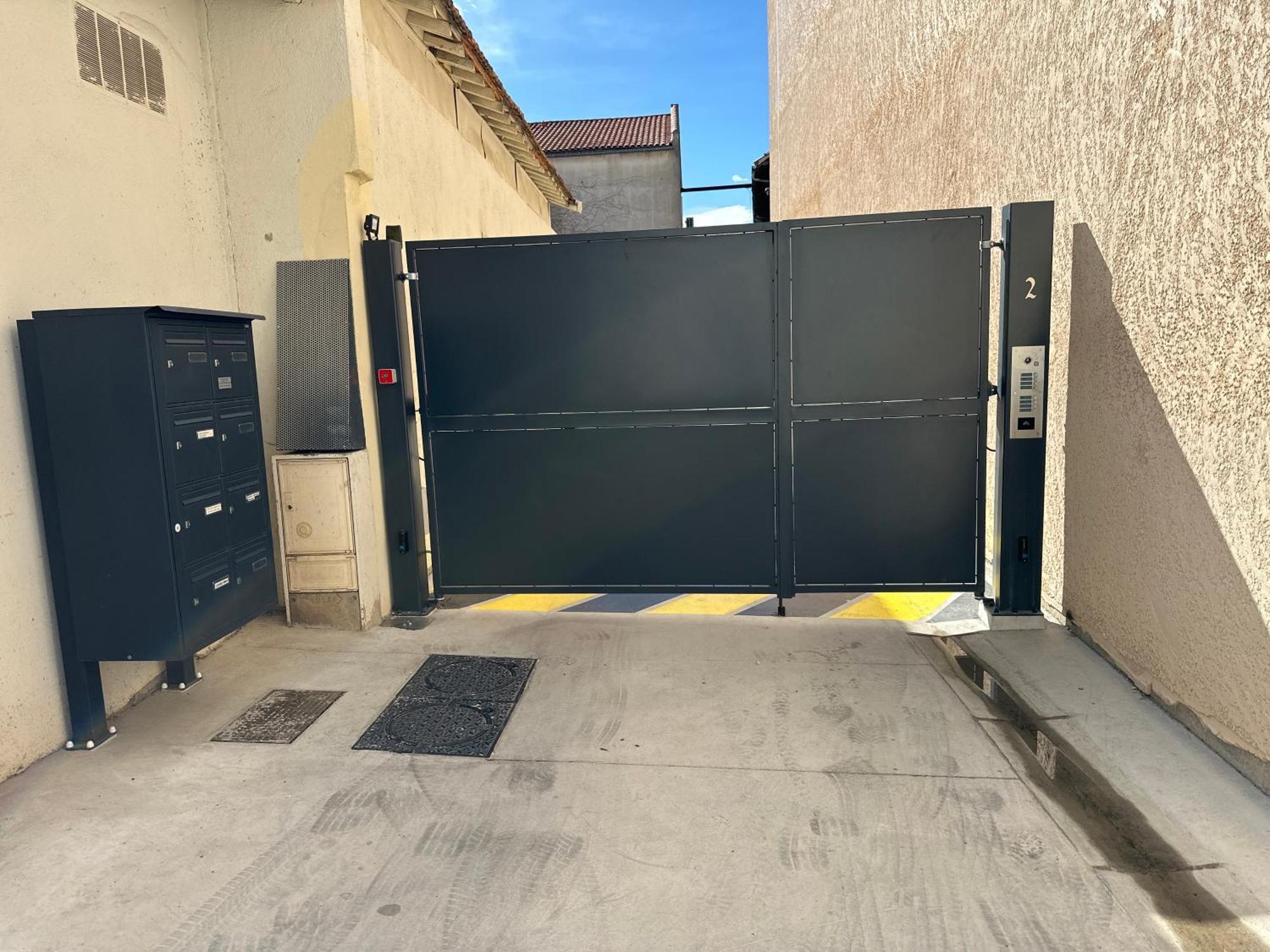 Le Patio Pere Pigne Guestroom ペルピニャン エクステリア 写真
